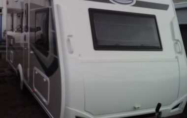 CARAVELAIR ARTICA 496 FAMILY