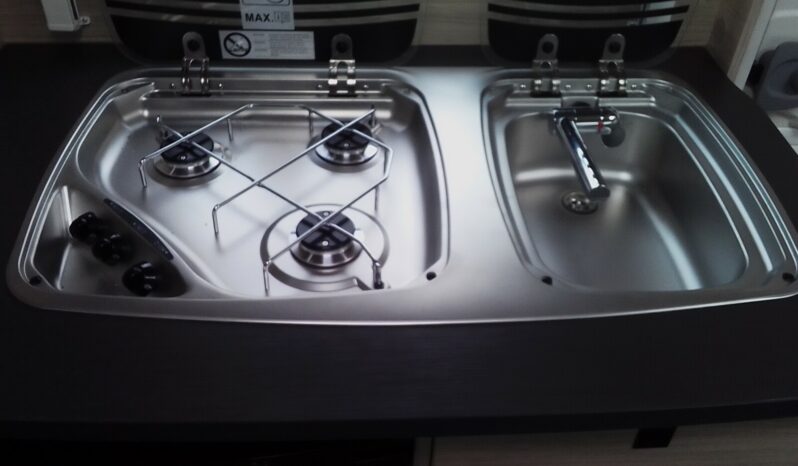 CARAVELAIR ALBA STYLE 460 complet